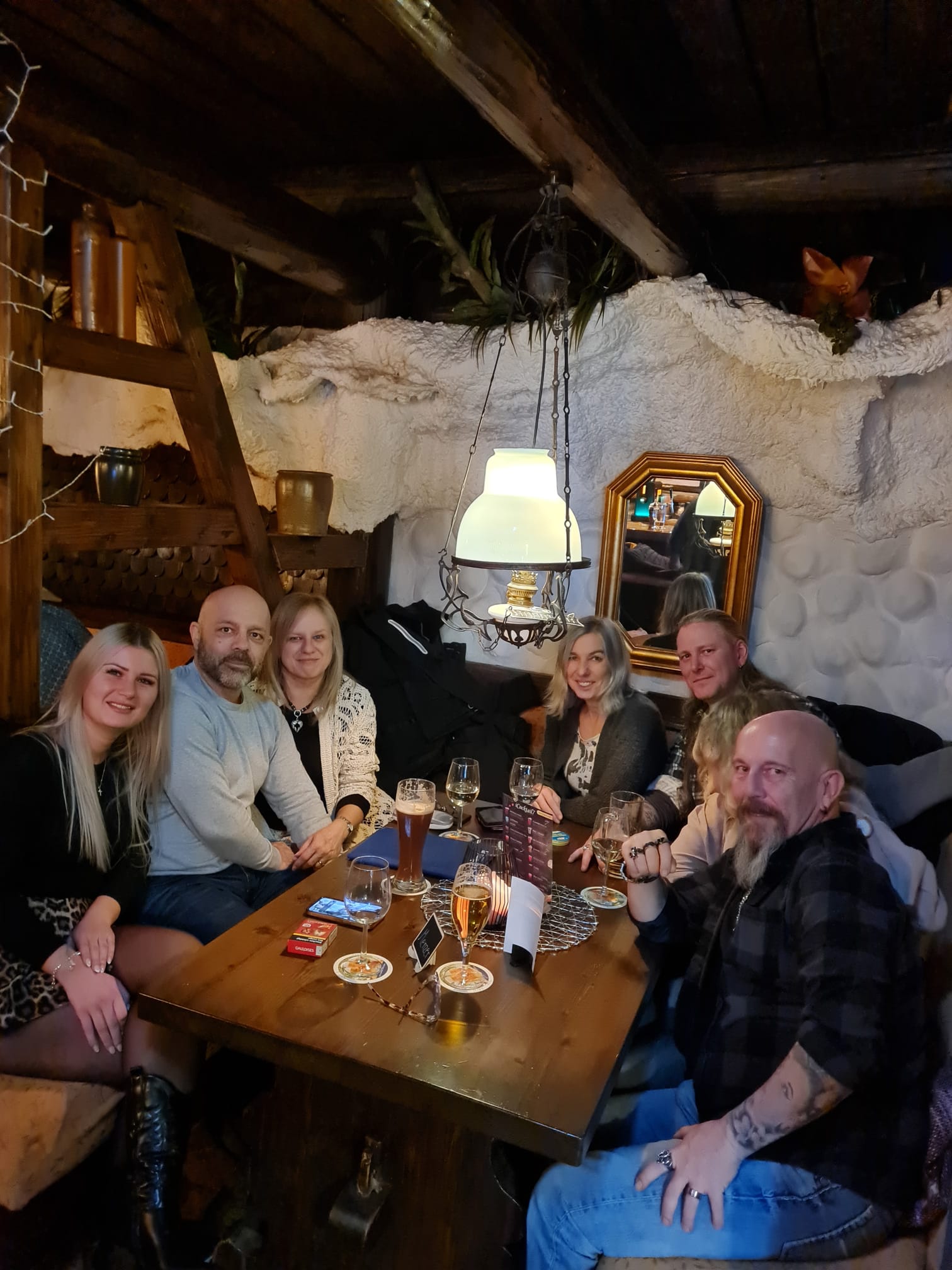 Moonlight Lounge - WhatsApp Image 2026-01-04 at 22.52.30 (2).jpeg